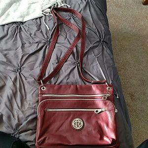 Relic Erica Pocket Cross Body Bag,Red,One Size